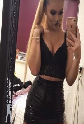 BlondeKittyx